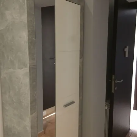 Bakirooms בית הארחה