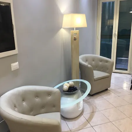 בית הארחה Bakirooms רומא