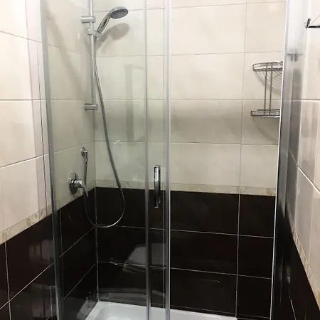 Bakirooms Rom